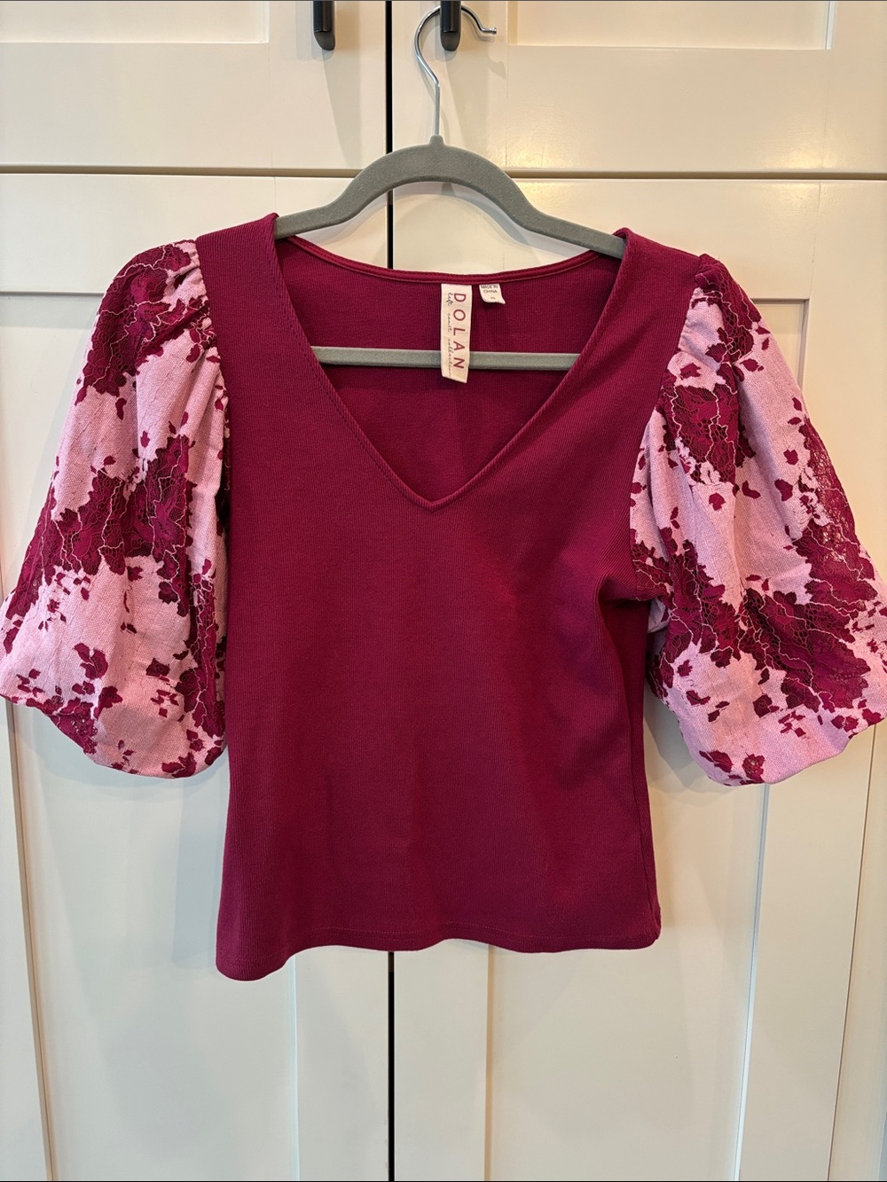 dolan V-Neck Puff Sleeve Top in Magenta with Pink Floral Sleeves